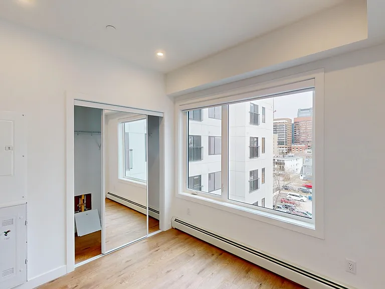 514 15th Ave SW — Photo 10