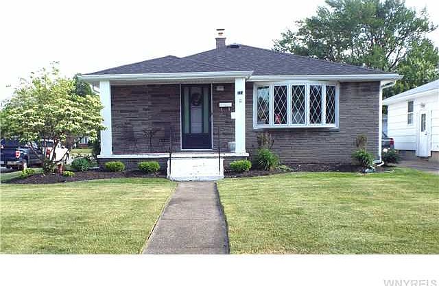 1st image of 225 Oakvale Blvd
