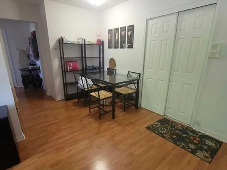 960 Main St #6 — Photo 5