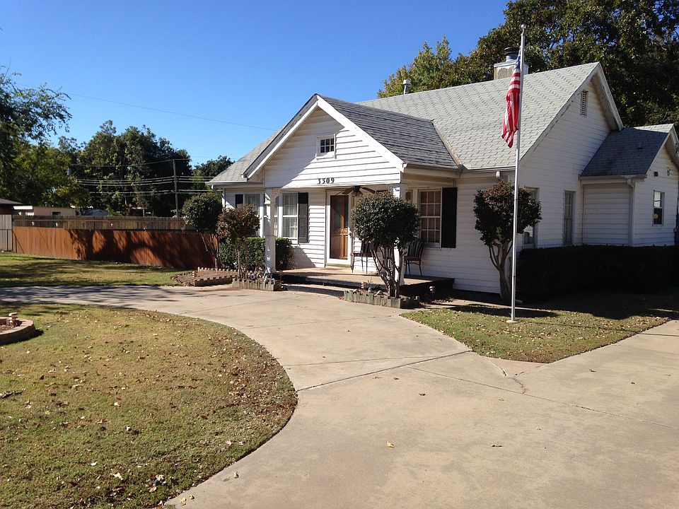1st image of 3509 N Rockwell Ave