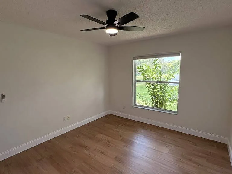 1164 Cardinal Creek Pl — Photo 16