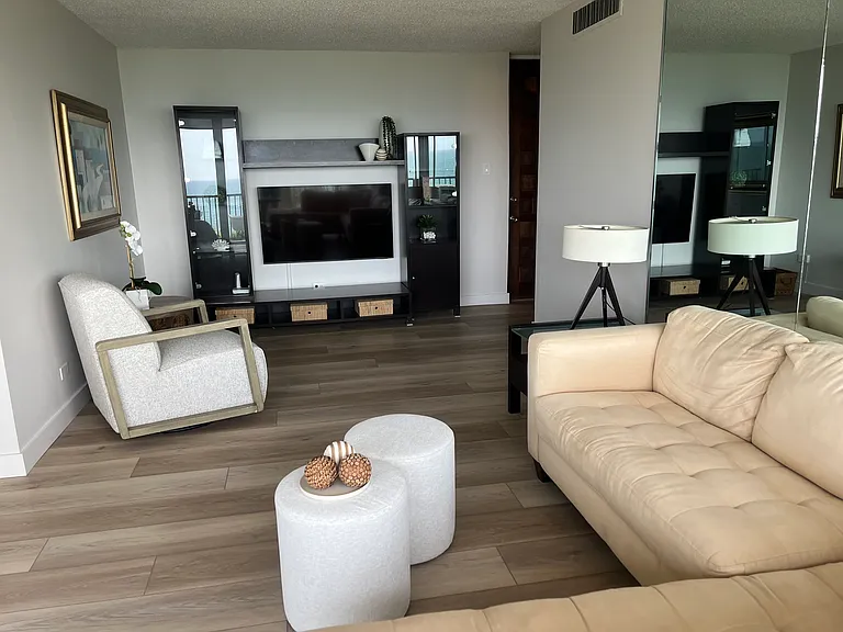 4745 Avenue Isla Verde #7 — Photo 9