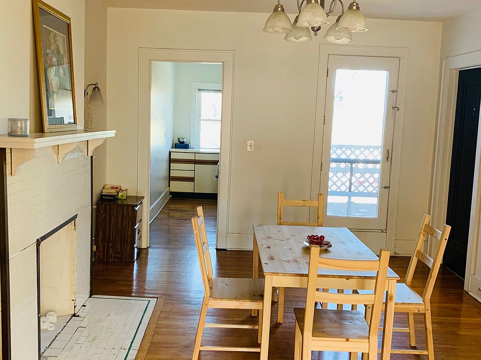 1st image of 1109 E Genesee St APT 2