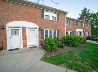 31 Brandywine Ln #31, Suffield, CT 06078
