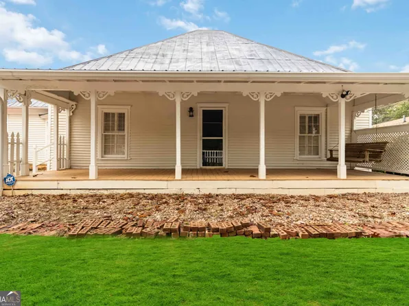 5241 Central Dr, Stone Mountain, GA 30083