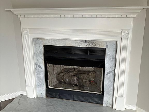 5th image of 329 Rocky Ridge Cir