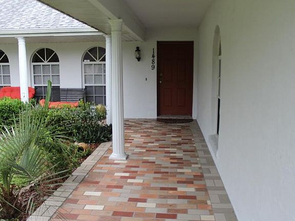 2nd image of 1489 N Timbercrest Dr