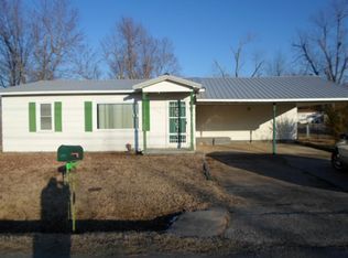 2304 Arkansas Ave, Poplar Bluff, MO 63901