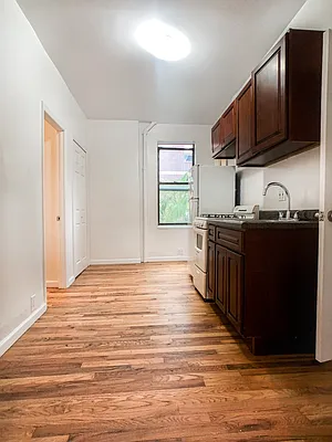 Rented by City Connections Realty | media 11