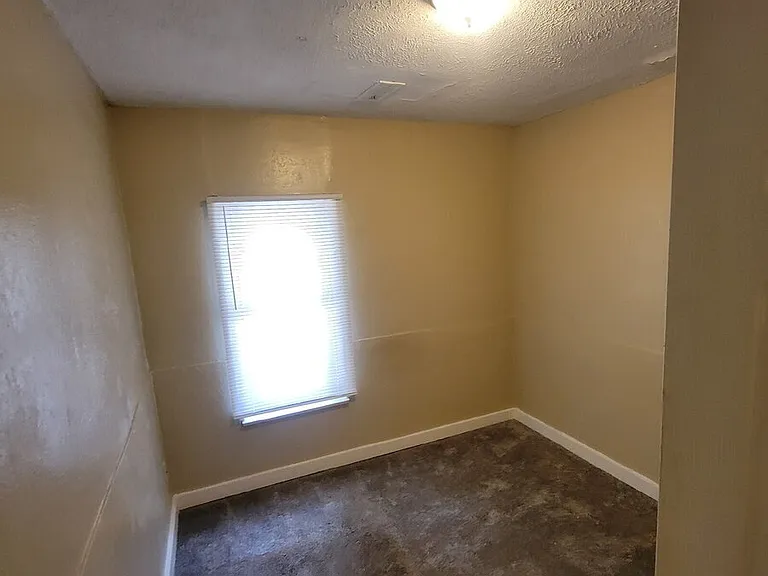 1350 Kappes St — Photo 5