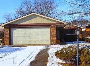 4521 E Shenandoah Cir, Fort Wayne, IN 46835