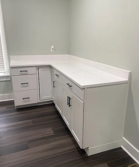 461 Oakwood Ave — Photo 11