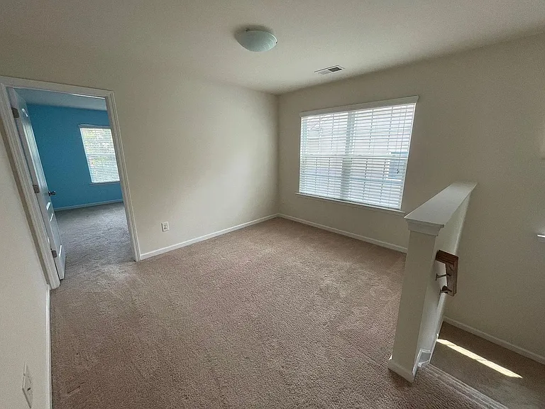 7211 Agnew Dr — Photo 6