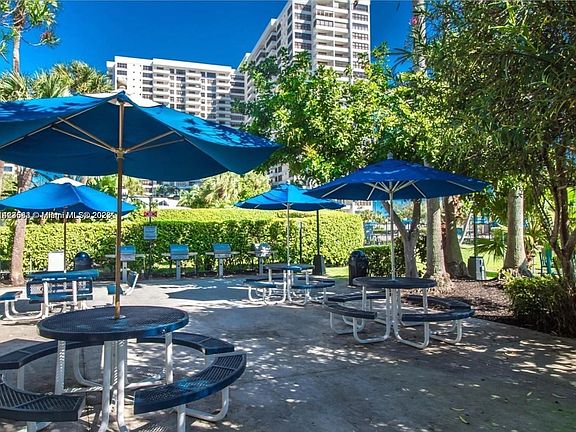 5th image of 500 Three Islands Blvd APT 907