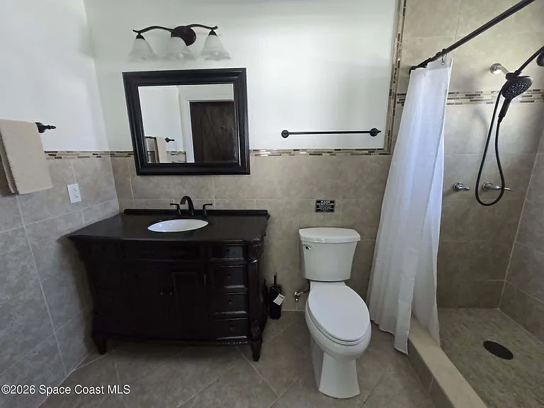 598 Verbenia Ct — Photo 7