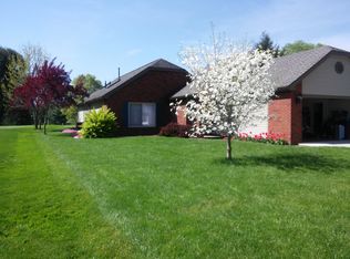 204 Fairway Dr, Beverly, OH 45715