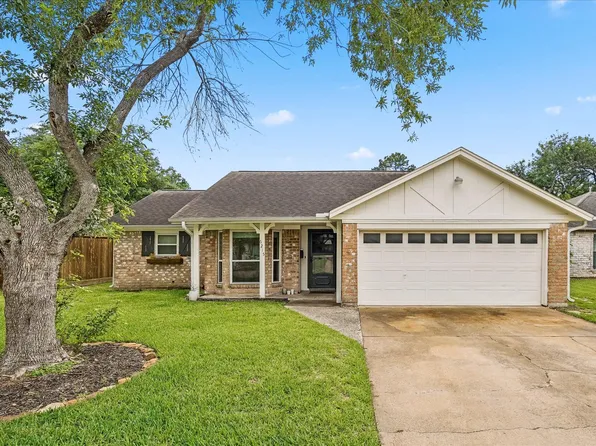 6215 Rena St, Houston, TX 77092