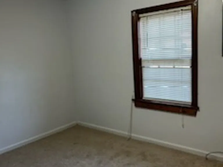 130 Grantham St — Photo 10
