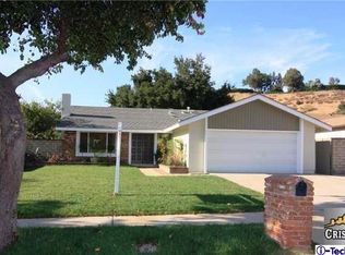 22152 Gledhill St, Chatsworth, CA 91311