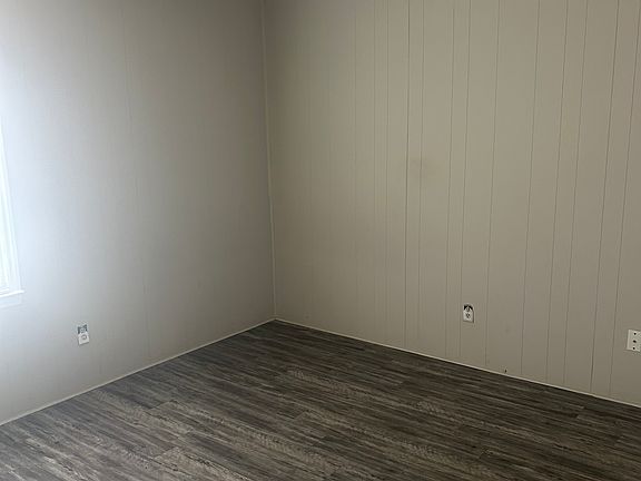 5th image of 1105 Calhoun St