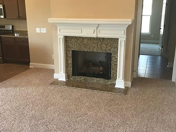 2nd image of 1729 Waterbury Way