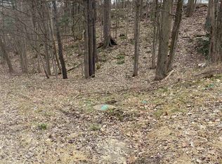 20 East St, Proctor, VT 05765