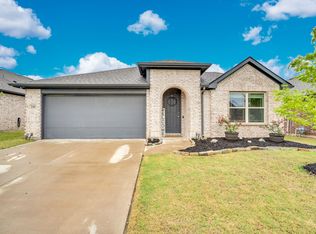 241 White Tail Ln, Alvarado, TX 76009