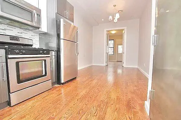 Rented by Doorway NYC, LLC | media 11