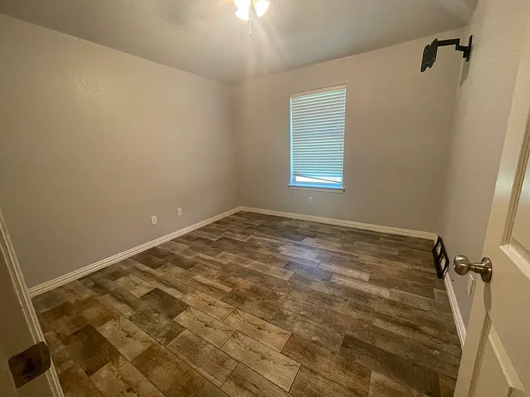 119 Clyde Dr — Photo 21