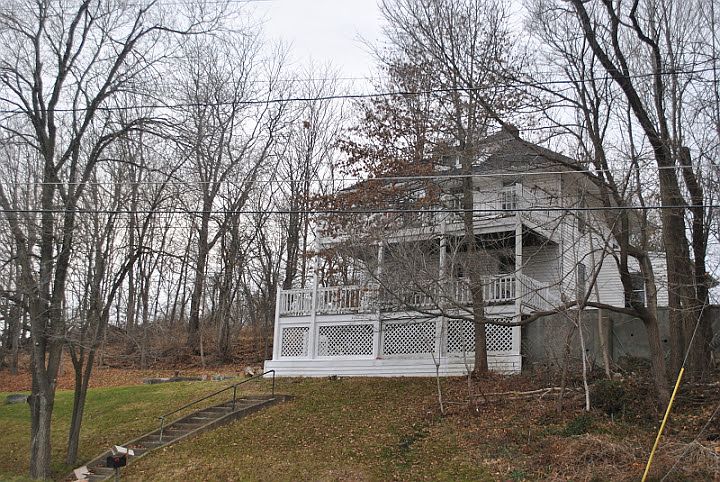 1st image of 30 Loomis Ave