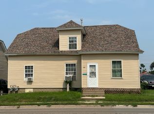 301 N 3rd St, Marshalltown, IA 50158