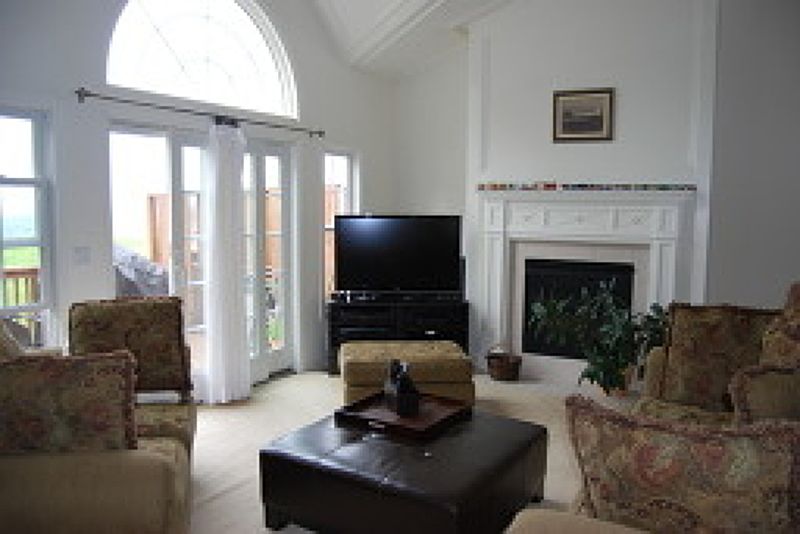 1st image of 17 Turnberry Ln