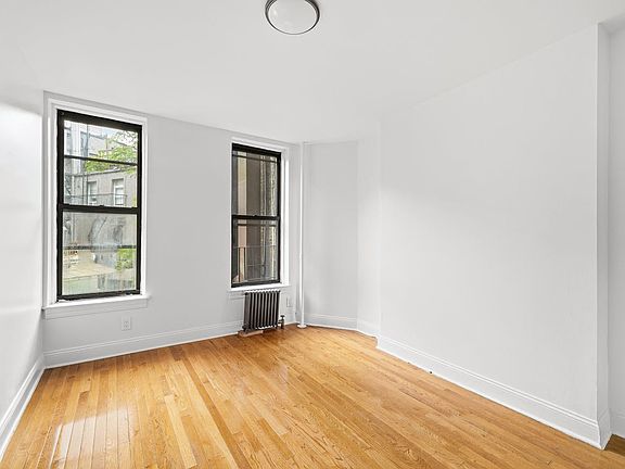 2nd image of 18 Cornelia St #1