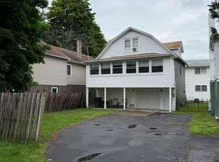 39 Atherton Ave, Wyoming, PA 18644