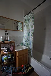 Rented by Rennit Inc.