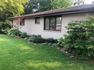 7225 Lincolnshire Rd, Lincoln, NE 68506