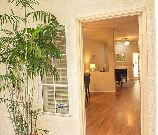 3rd image of 10604 Valley Spring Ln Unit 107