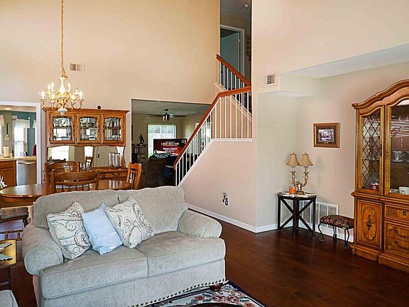 4th image of 235 Arroyo Hondo Cir