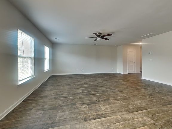 5th image of 51 Blue Fescue Way