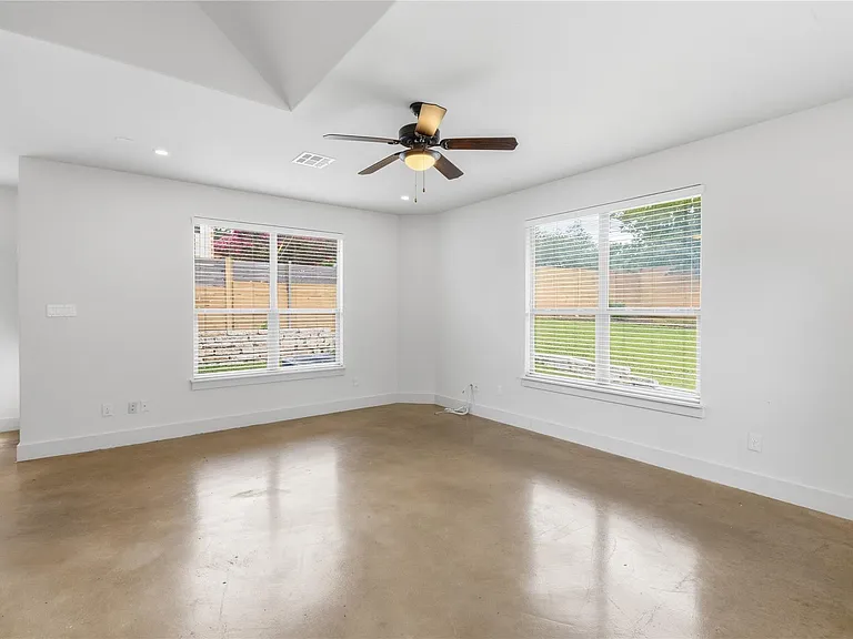 4124 Valley View Rd #4B — Photo 7