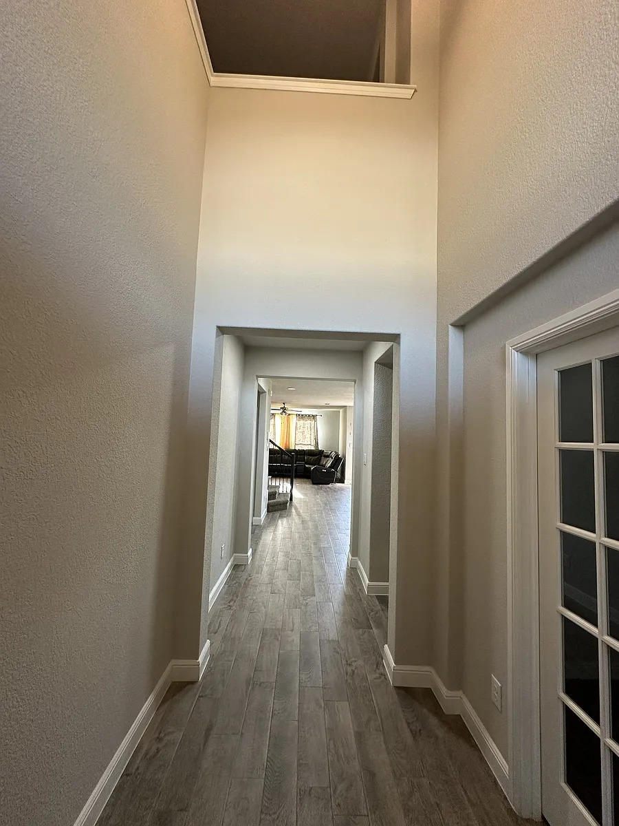 Building Photo - 15800 Bronte Ln