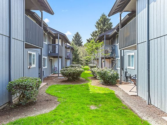 2nd image of 4602 NE 72nd Ave APT 9