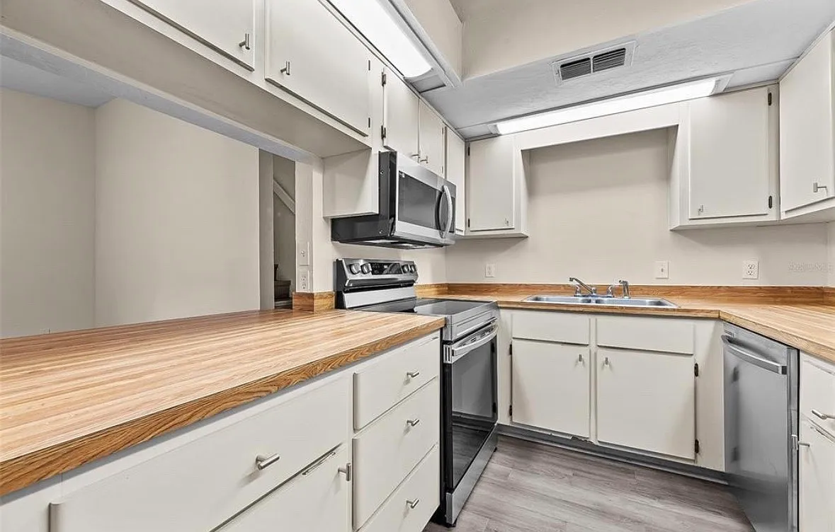 3 bed, 1238 sqft, $500 — Photo 3