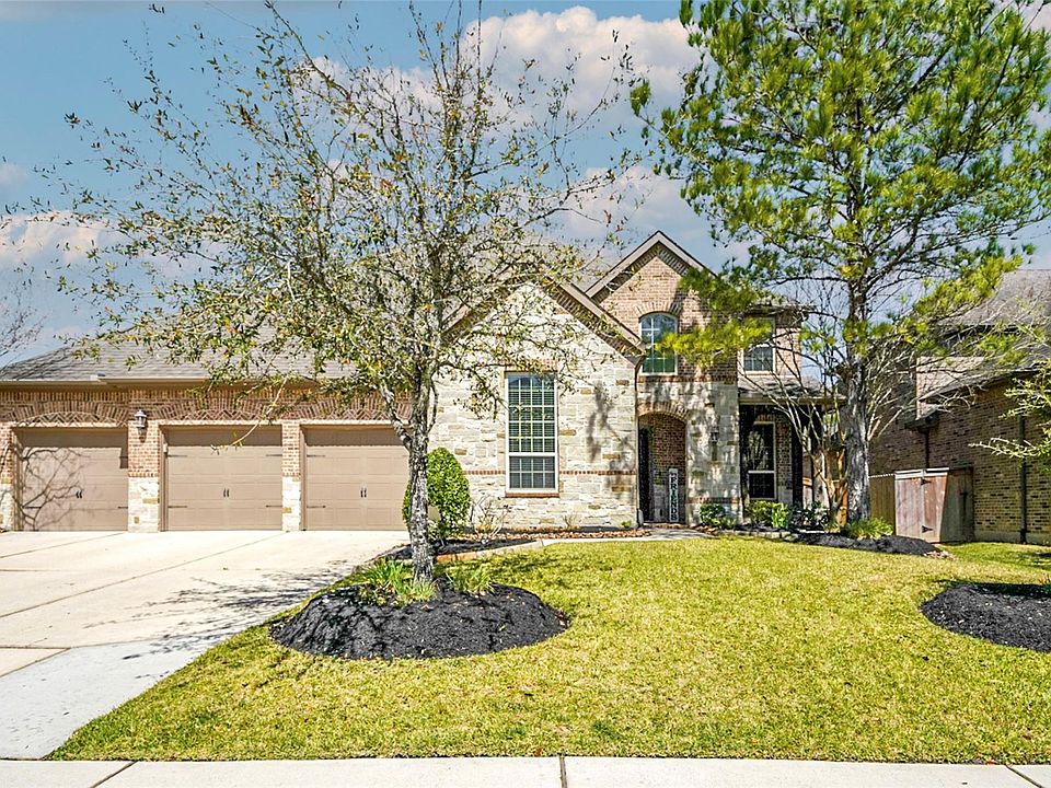 1st image of 11811 Bandera Creek Ln