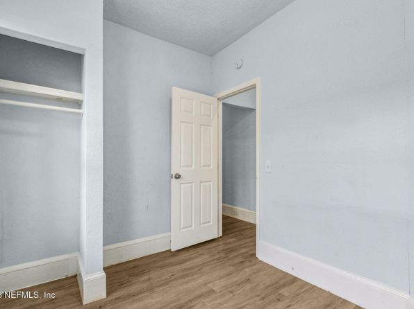 jacksonville-florida-154611322 picture