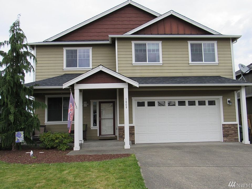 1st image of 1809 198th St E