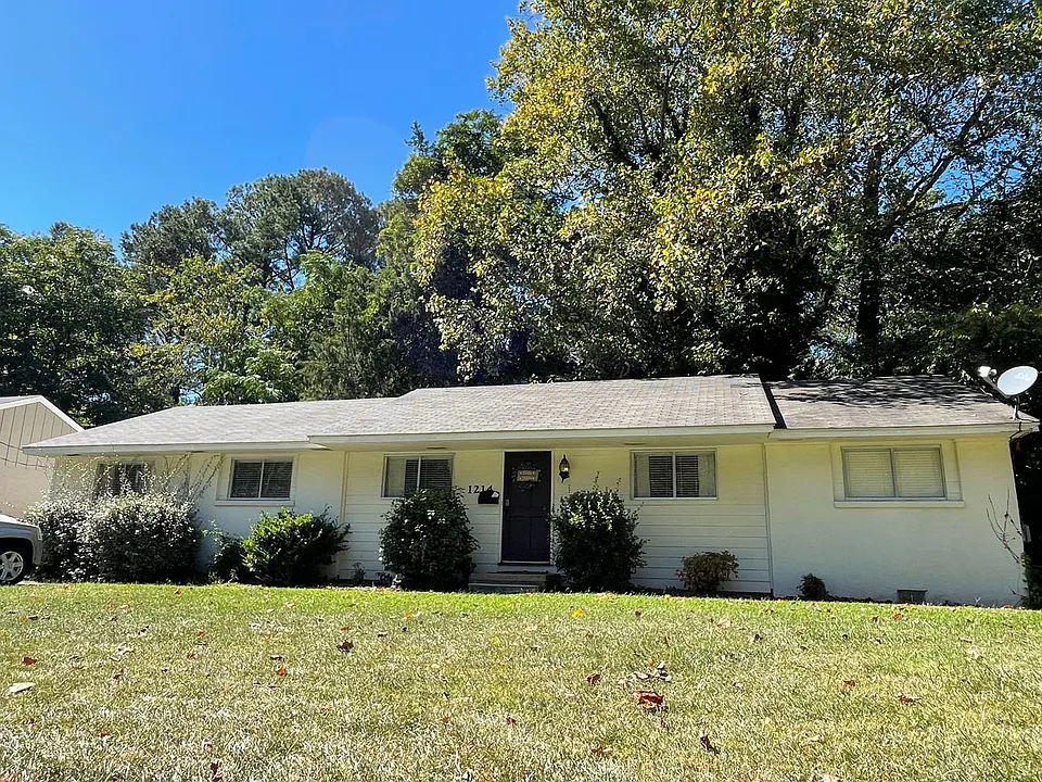 1214 Beanland Dr