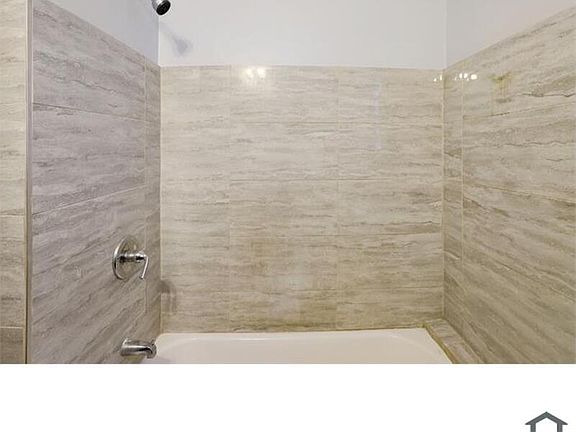 2nd image of 7955 S Paulina St W #1652-2