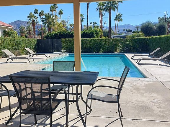 4th image of 74560 Driftwood Dr #1