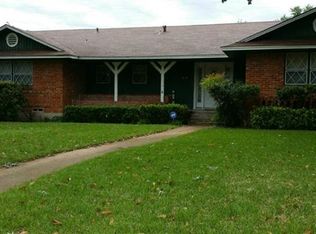 934 Whitestone Ln, Dallas, TX 75232